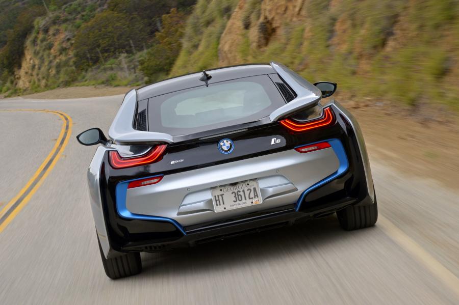  BMW i8 2014 года  (фото 75 из 180)